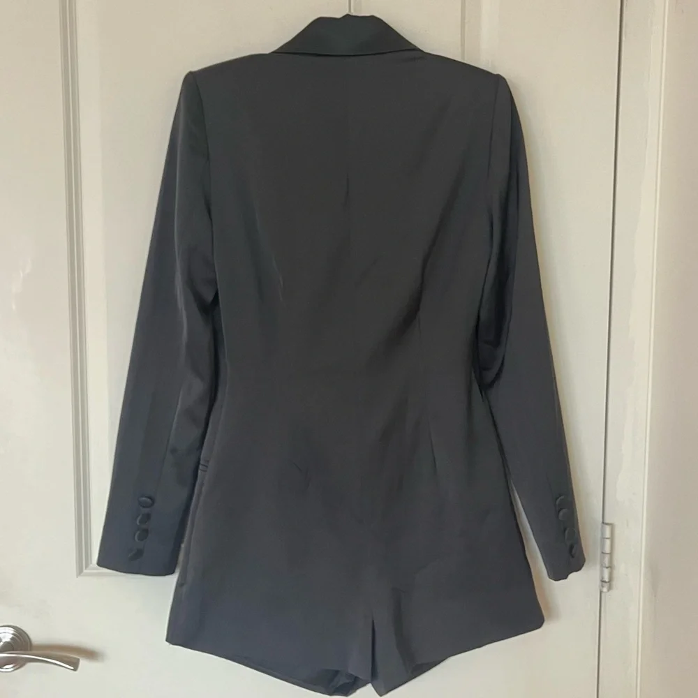 NWT NBD Black Satin Blazer Type Long Sleeve "Aria" Romper S - Picture 4 of 7